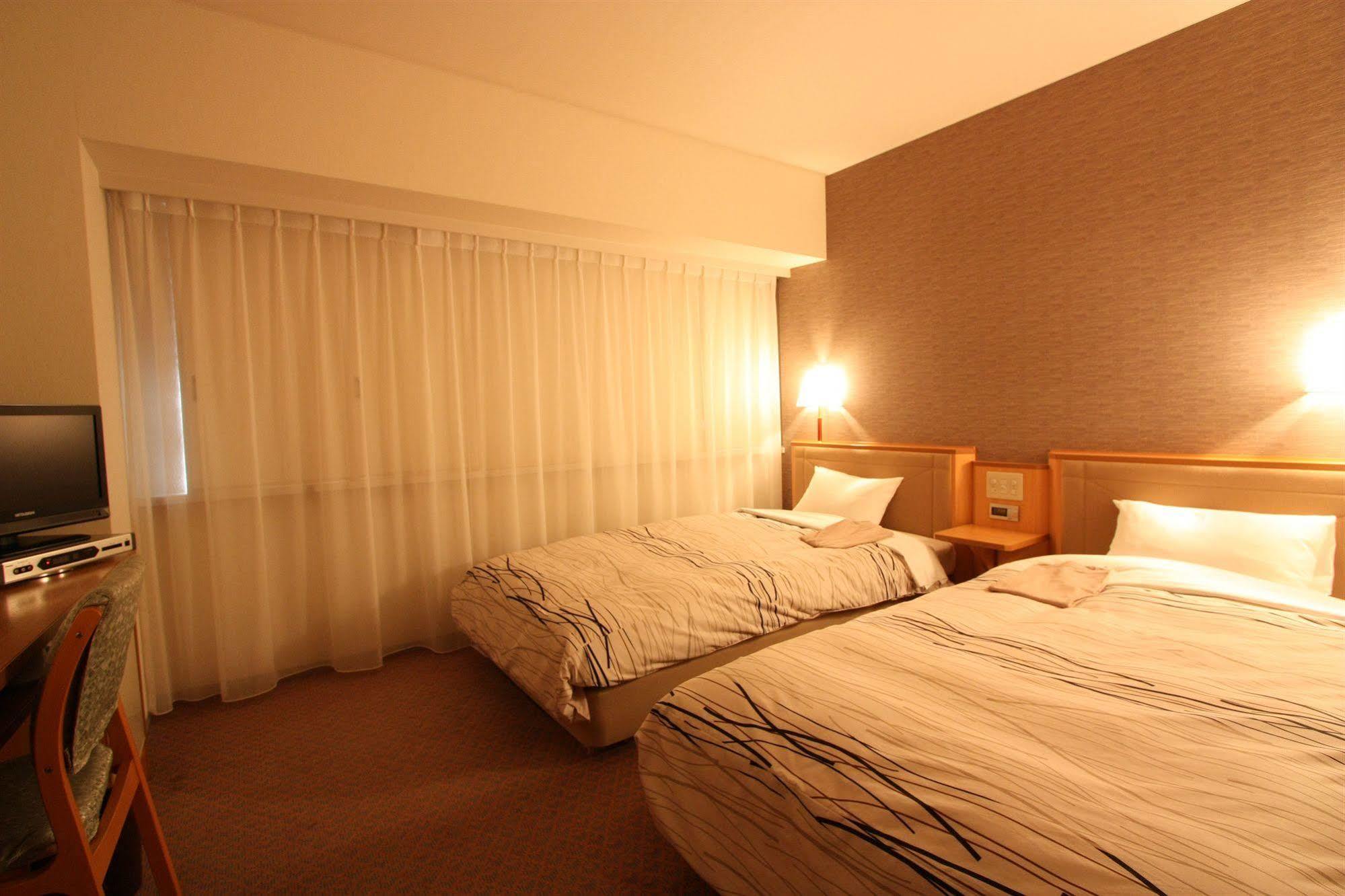 Kanazawa Manten Hotel Ekimae Eksteriør billede